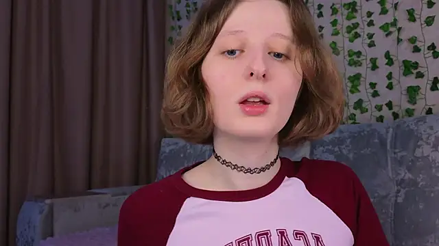 c0ralynx online show from December 15, 6:23 pm