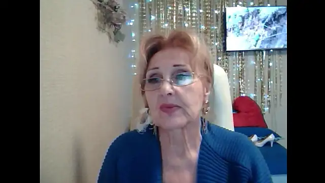 Margo Sweety online show from February 8, 12:30 pm