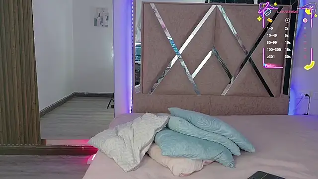 Snapshot of Ash_Femboy chatting on October 19, 7:14 pm Ash Femboy online show from October 19, 7:14 pm