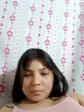 Snapshot of abby_roux chatting on October 16, 8:10 pm abby roux online show from October 16, 8:10 pm