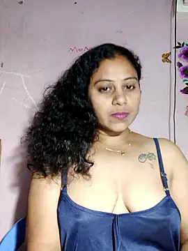 JENNIFERtamil online show from February 28, 6:20 pm