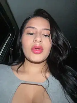 andrea gomes  online show from March 5, 6:31 am