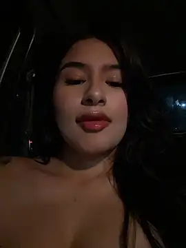 Snapshot of andrea_gomes_ chatting on April 24, 6:16 am andrea gomes online show from April 24, 6:16 am