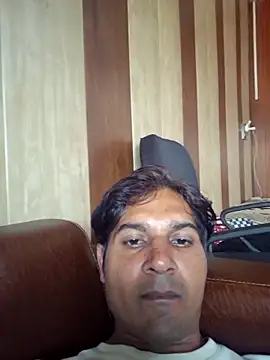 johnny8731 online show from October 12, 8:35 am