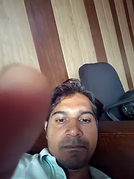 johnny8731 online show from October 22, 4:57 am