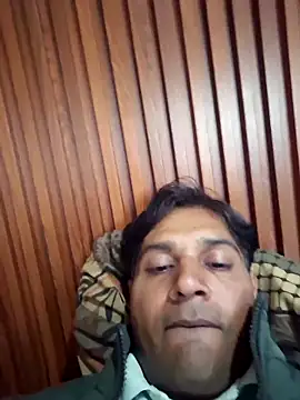 johnny8731 online show from November 23, 9:42 am