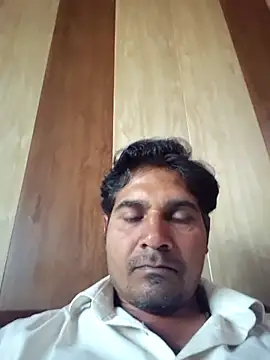 Snapshot of johnny8731 chatting on February 20, 4:42 am johnny8731 online show from February 20, 4:42 am