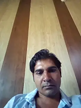 Snapshot of johnny8731 chatting on March 8, 4:38 am johnny8731 online show from March 8, 4:38 am