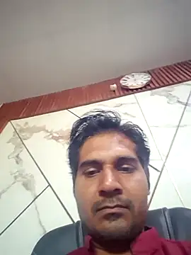 Snapshot of johnny8731 chatting on March 14, 3:45 am johnny8731 online show from March 14, 3:45 am