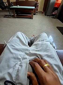 Snapshot of johnny8731 chatting on March 15, 3:34 am johnny8731 online show from March 15, 3:34 am