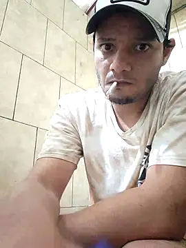 Hotbooy online show from December 3, 6:32 am