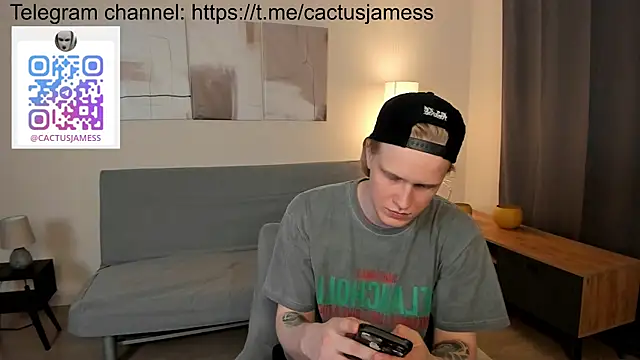 Snapshot of Cactus__James chatting on March 21, 3:24 pm Cactus James online show from March 21, 3:24 pm