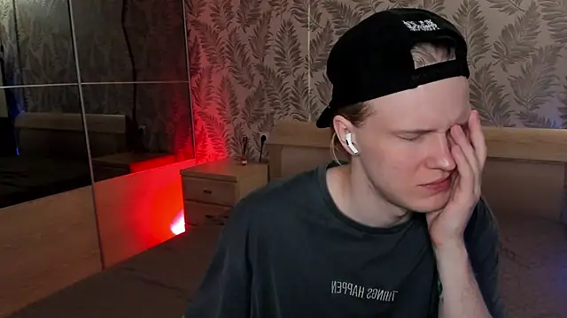 Snapshot of Cactus__James chatting on October 1, 12:16 am Cactus James online show from October 1, 12:16 am