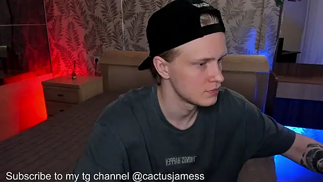 Snapshot of Cactus__James chatting on October 16, 4:19 pm Cactus James online show from October 16, 4:19 pm