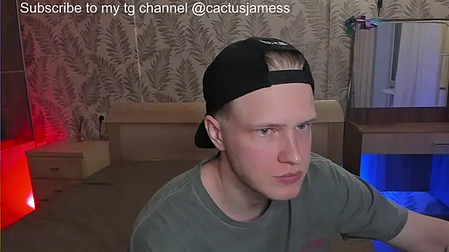 Snapshot of Cactus__James chatting on November 28, 3:58 pm Cactus James online show from November 28, 3:58 pm