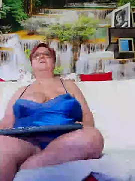 QueenPammy1 online show from February 3, 10:25 am
