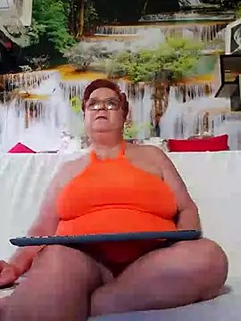 QueenPammy1 online show from February 5, 7:07 am