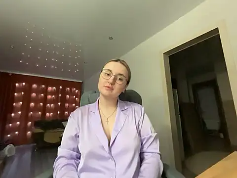 JudeValenti online show from March 21, 4:29 pm