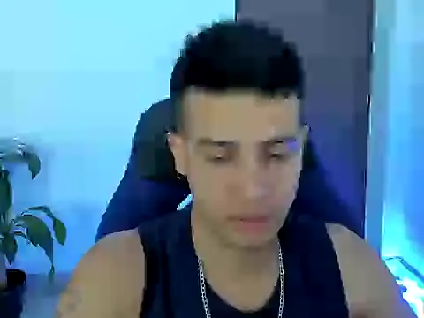 Snapshot of abel_bigcok chatting on October 13, 9:48 pm abel bigcok online show from October 13, 9:48 pm