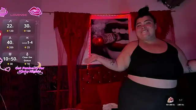 Snapshot of dirtyBBWplay chatting on November 1, 4:14 am dirtyBBWplay online show from November 1, 4:14 am