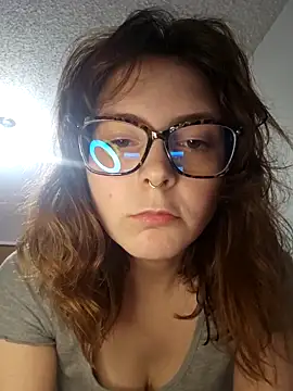 Tinyxteeny online show from March 18, 4:15 am