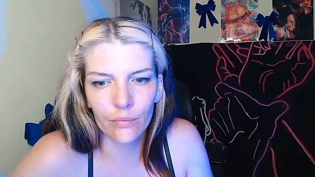 VanessaRey  online show from July 12, 6:26 am