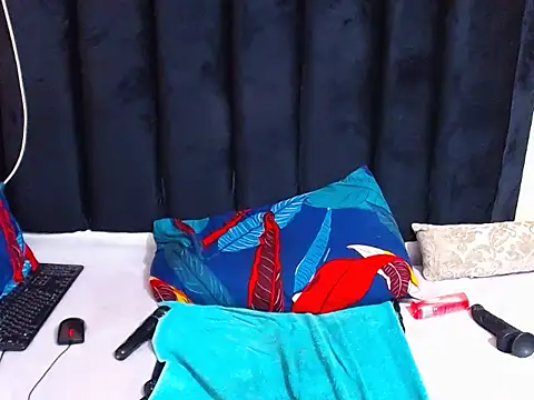 Snapshot of AriesCake chatting on March 20, 11:12 pm AriesCake online show from March 20, 11:12 pm