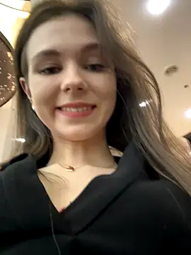 MilaBee online show from November 2, 9:33 am