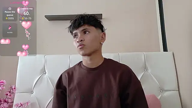 Ethan Westt online show from October 27, 8:46 pm