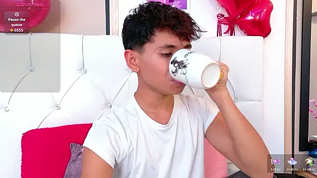 Ethan Westt online show from March 12, 8:04 pm