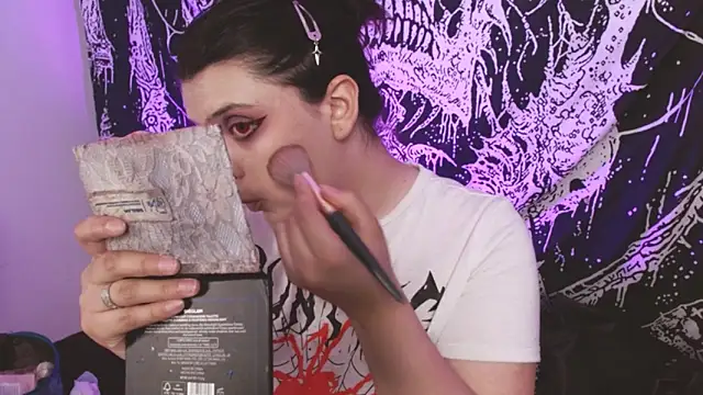 Snapshot of mikaskullcs chatting on March 10, 9:53 pm mikaskullcs online show from March 10, 9:53 pm