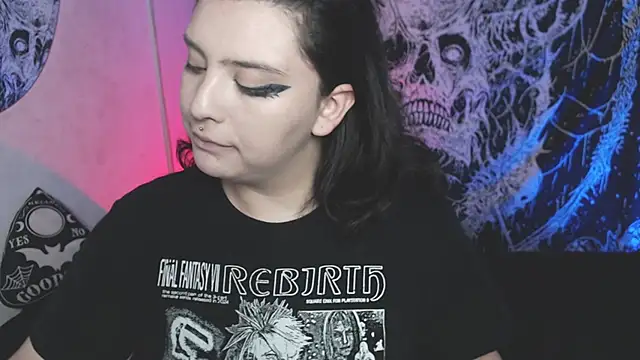 Snapshot of mikaskullcs chatting on March 25, 10:05 pm mikaskullcs online show from March 25, 10:05 pm