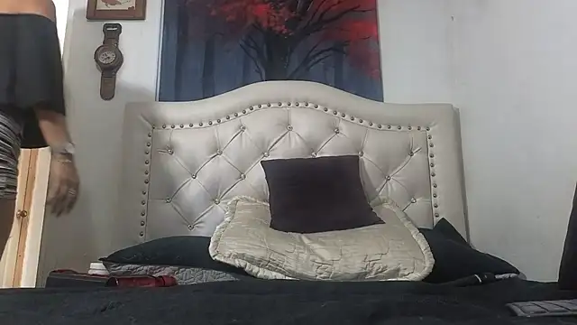 Amadamilf1980 online show from October 4, 2:26 pm