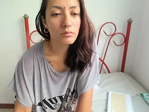 DulceXmile online show from December 5, 12:47 pm