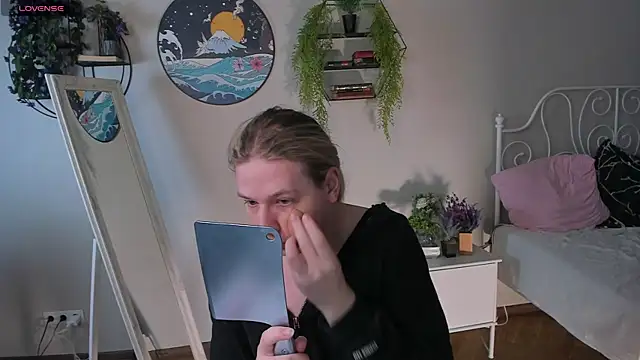 Jes Solar online show from October 14, 2:29 pm