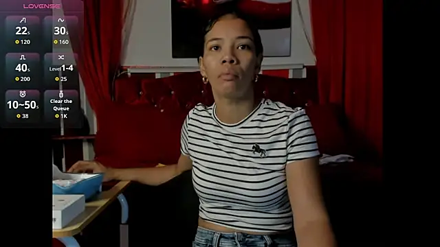 dirtyplayluna online show from September 9, 12:05 pm