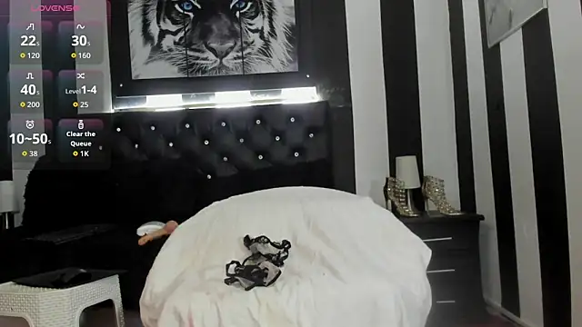 dirtyplayluna online show from September 15, 12:16 pm
