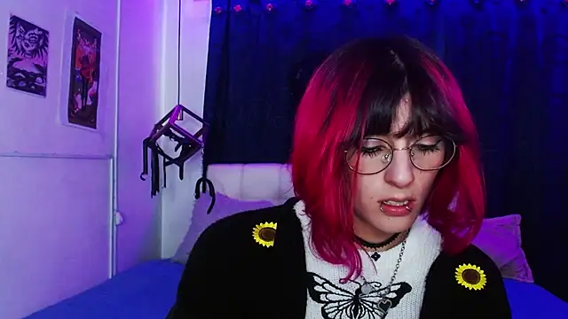 goth minerva online show from November 9, 1:31 pm