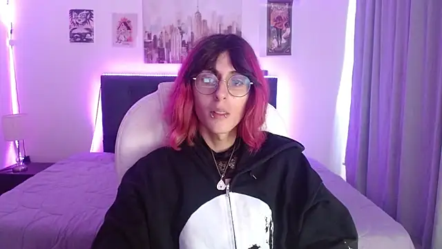 goth minerva online show from December 17, 1:17 pm