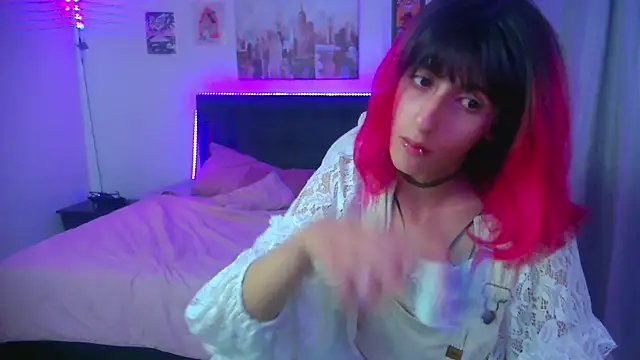 Snapshot of goth_minerva chatting on April 18, 1:26 pm goth minerva online show from April 18, 1:26 pm