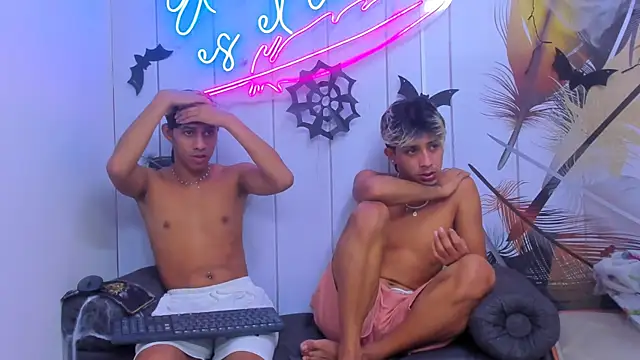 Meneaterss online show from October 6, 11:18 am