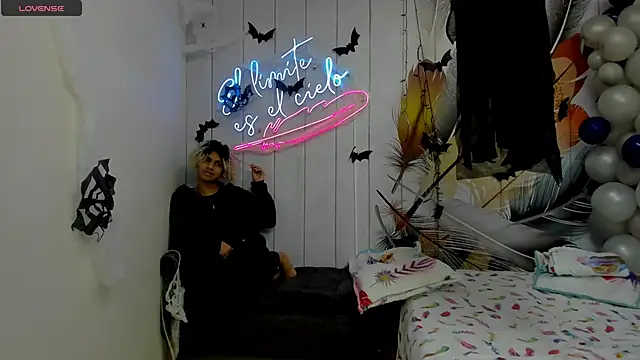 Meneaterss online show from October 16, 10:05 am