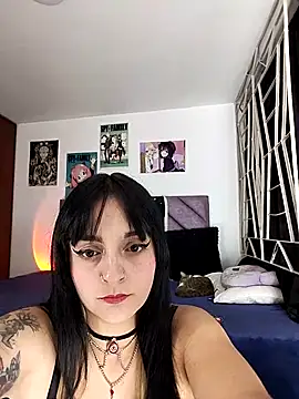 Snapshot of KARINNA__RAVEN chatting on October 23, 1:38 am KARINNA RAVEN online show from October 23, 1:38 am