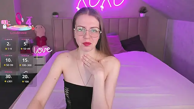 Snapshot of Joann_Shermann chatting on March 7, 1:24 am Joann Shermann online show from March 7, 1:24 am