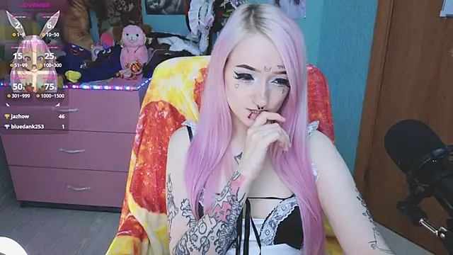 Snapshot of Manuela_unicorn chatting on October 6, 9:01 pm Manuela unicorn online show from October 6, 9:01 pm