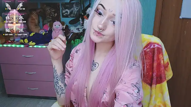 Snapshot of Manuela_unicorn chatting on October 16, 7:48 pm Manuela unicorn online show from October 16, 7:48 pm