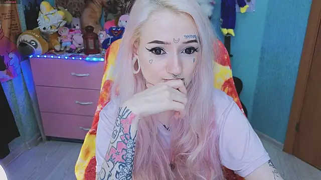 Snapshot of Manuela_unicorn chatting on November 3, 7:26 pm Manuela unicorn online show from November 3, 7:26 pm