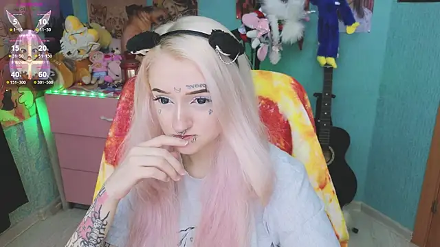 Snapshot of Manuela_unicorn chatting on November 6, 8:21 pm Manuela unicorn online show from November 6, 8:21 pm