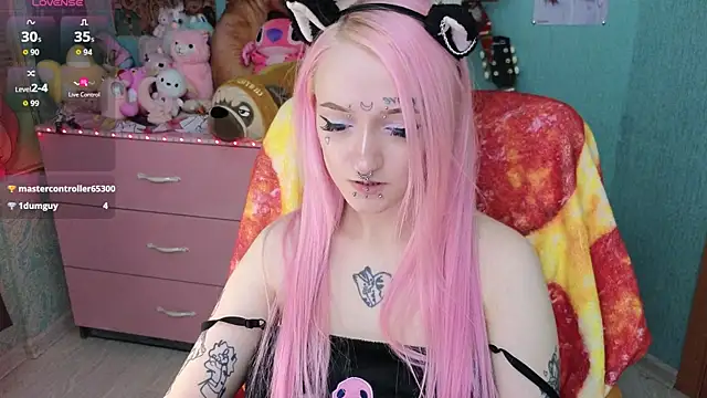 Snapshot of Manuela_unicorn chatting on December 15, 9:19 pm Manuela unicorn online show from December 15, 9:19 pm