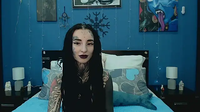 Velvetbat online show from June 18, 7:30 am